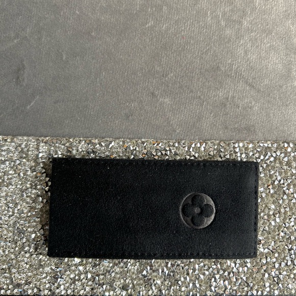 🎁 Louis Vuitton LV Baume - Lip Balm 020 - Rose Essentiel